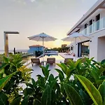 Villa Deos