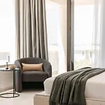 Villa Deos *