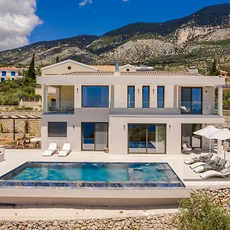 Deos Villa *