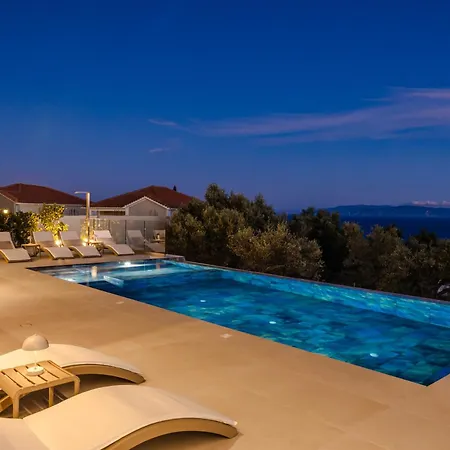 Deos Villa Vlachata